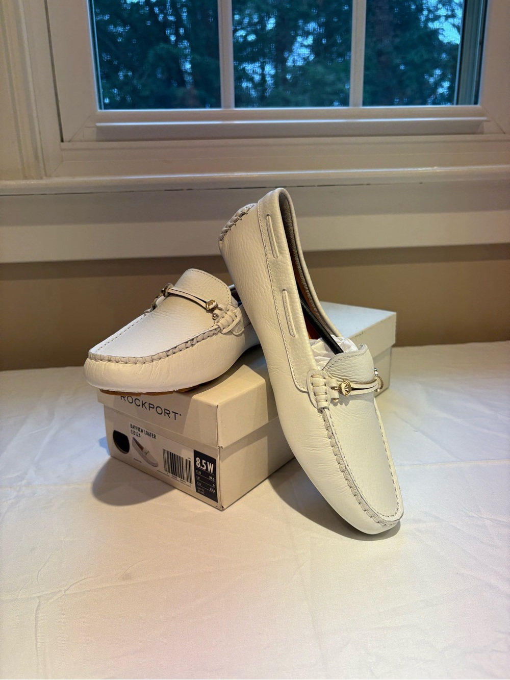 Rockport Bayview White Leather Bit Loafers — Size 8.5W, With Box